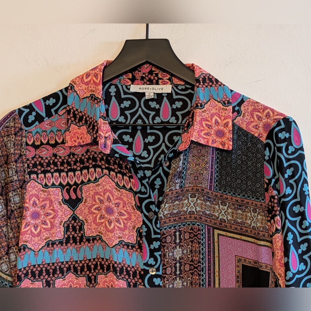 Rose + Olive M Boho Patchwork Button Front Blouse Teal Coral Print Artsy Resort - Picture 5 of 6